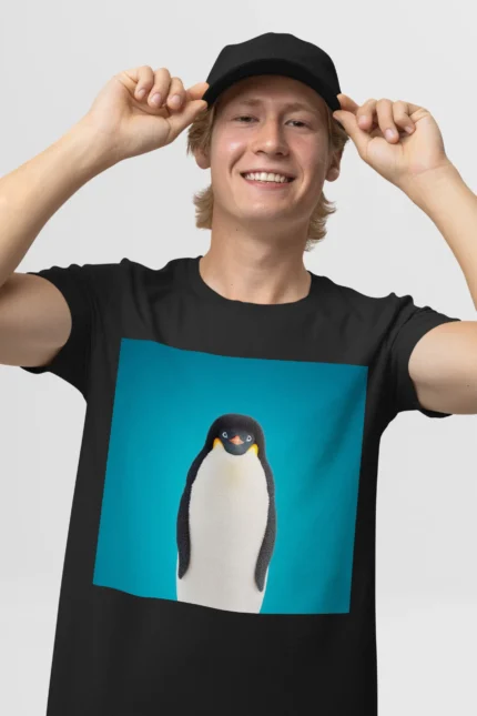 T-shirt PENGUIN (#003) – Image 4